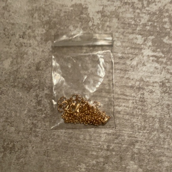 Letter “J” necklace - Picture 3 of 3